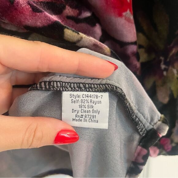 Johnny Was Killani floral velvet top Large - Picture 4 of 6